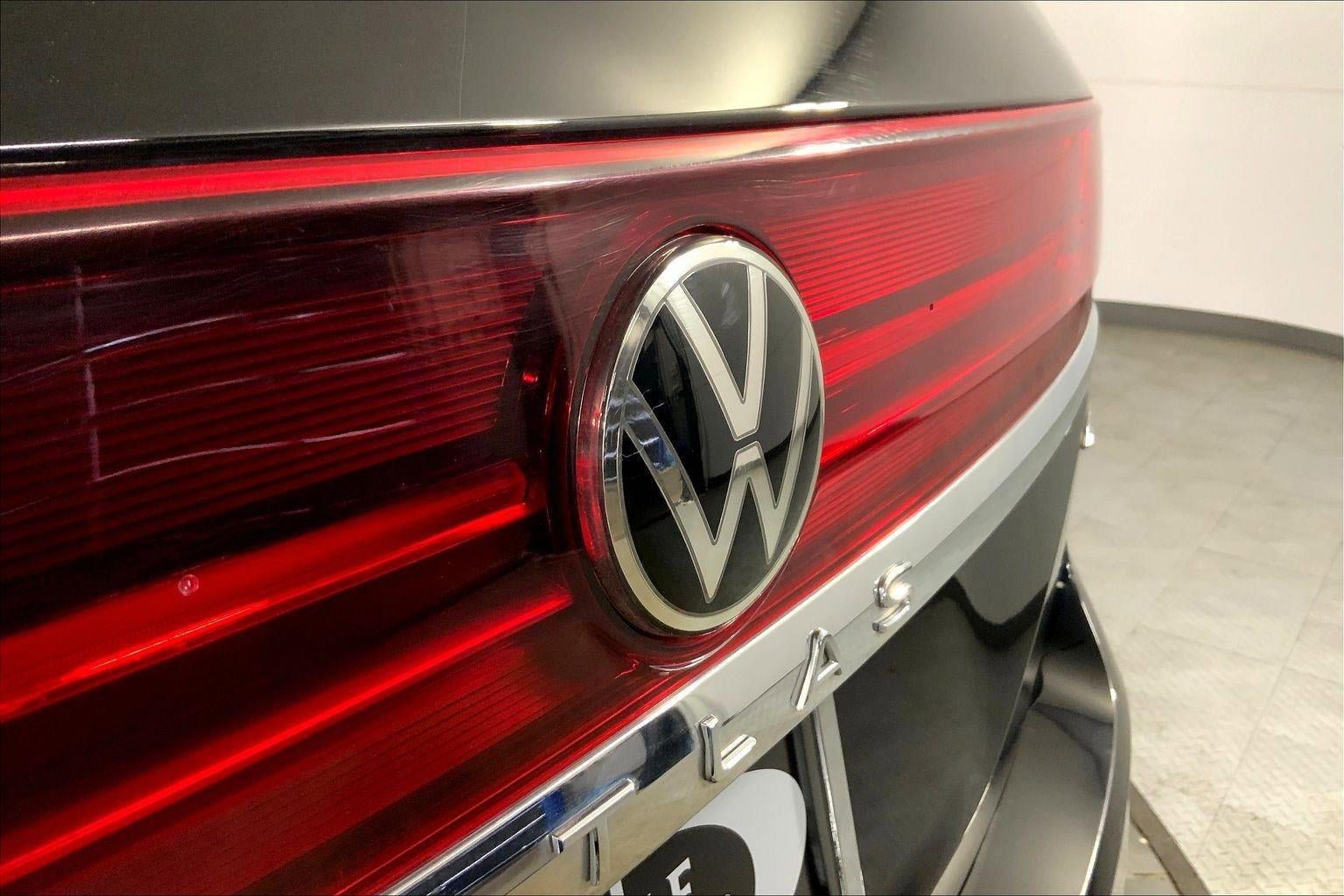 Used 2024 Volkswagen Atlas SE image 30