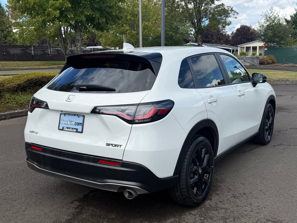 Used 2024 Honda HR-V Sport image 8