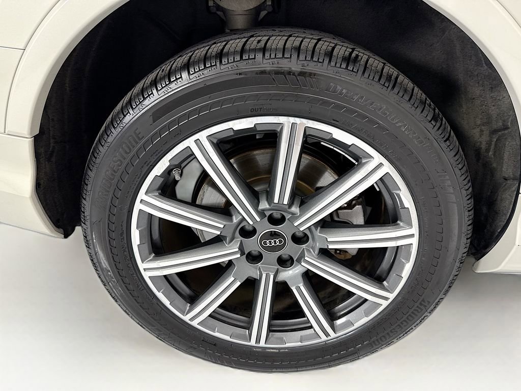 Used 2023 Audi Q7 2.0T Premium Plus w/ Premium Plus Package image 33