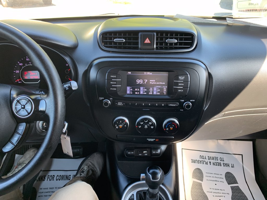 Used 2018 Kia Soul FWD image 11