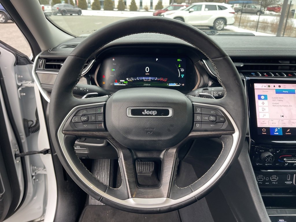 Used 2023 Jeep Grand Cherokee 4WD 4xe image 17