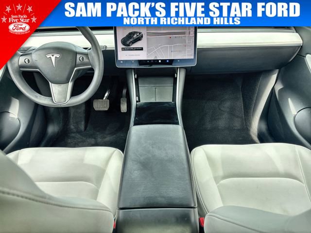 Used 2021 Tesla Model Y Long Range image 12