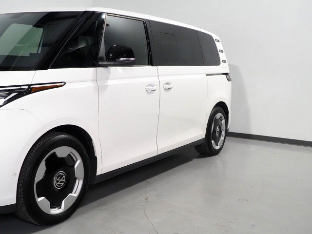 Used 2025 Volkswagen ID. Buzz Pro S image 53