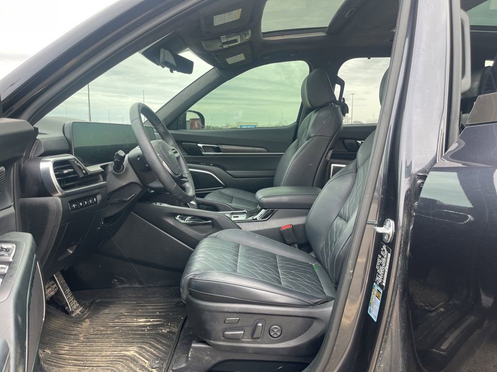 Used 2025 Kia Telluride SX Prestige X-Line AWD/4WD image 14