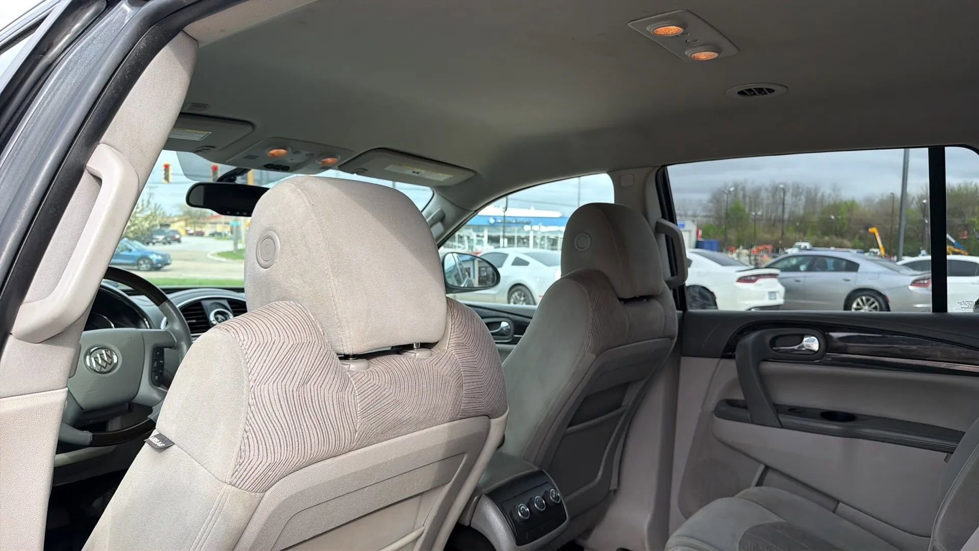 Used 2015 Buick Enclave Convenience FWD image 39