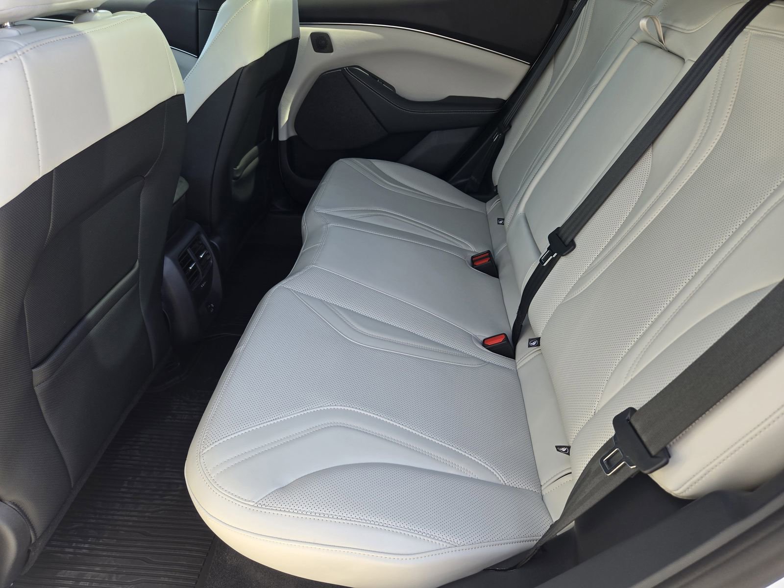 New 2024 Ford Mustang Mach-E Premium image 28