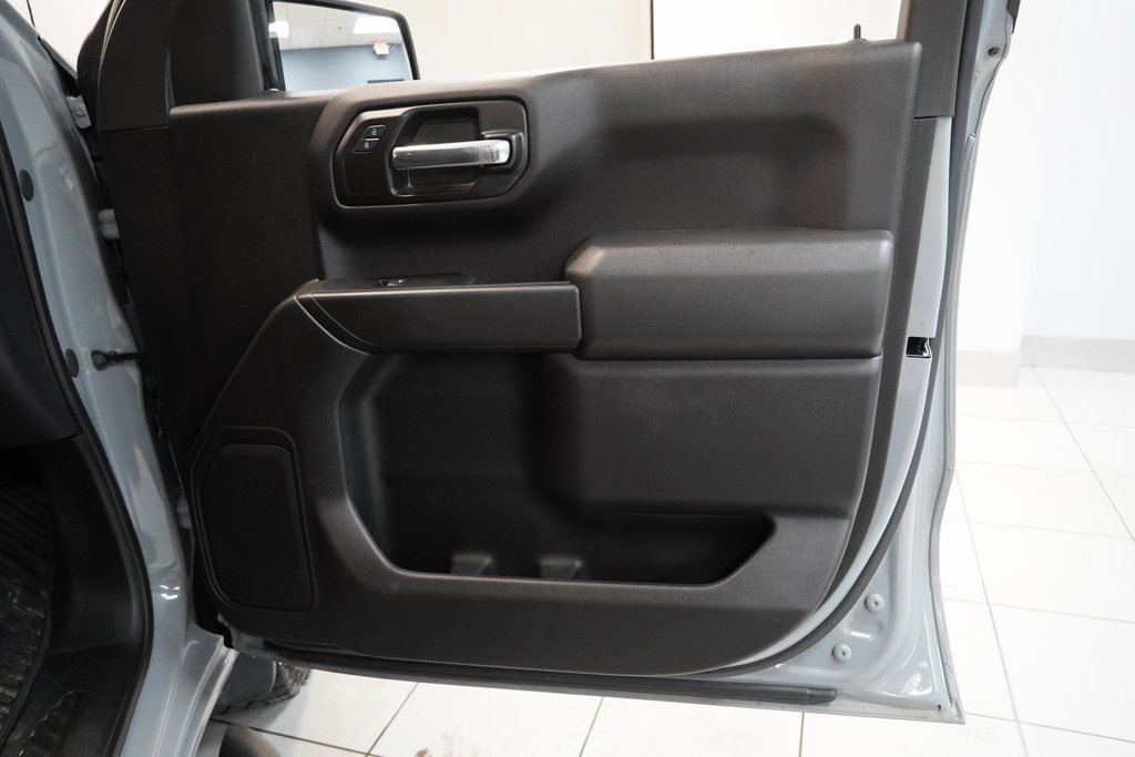 Used 2024 Chevrolet Silverado 1500 Custom Trail Boss w/ LPO, Dark Essentials Package image 29