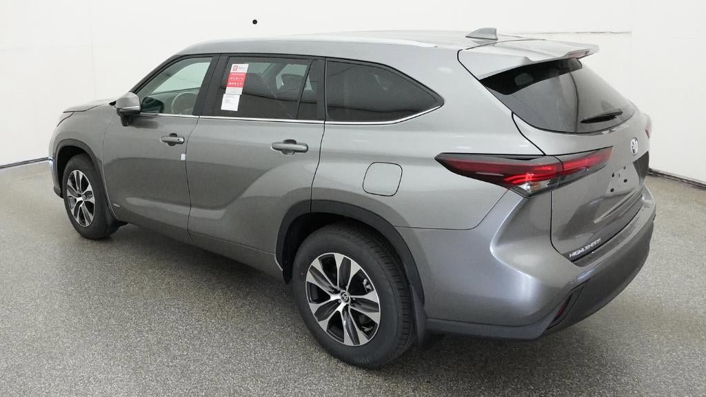 New 2026 Toyota Highlander XLE AWD/4WD image 5