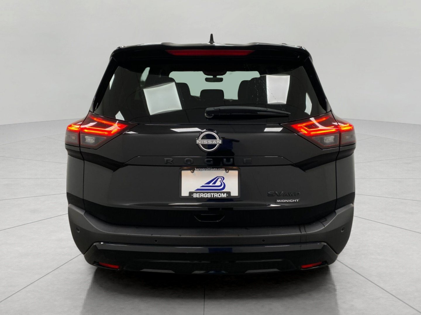 Certified 2023 Nissan Rogue SV w/ SV Premium B Package AWD/4WD image 4