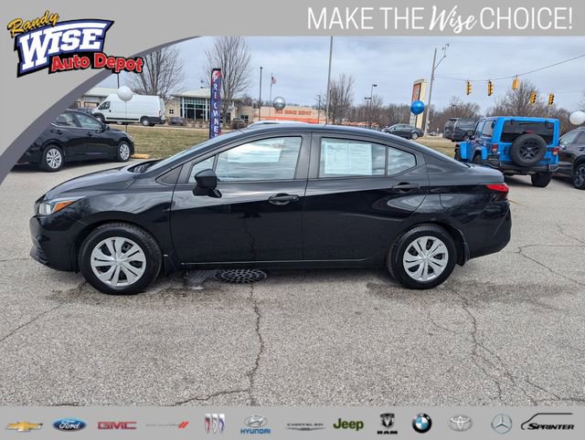 Used 2021 Nissan Versa S image 6