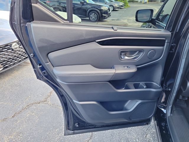 Used 2025 Honda Pilot EX-L image 14