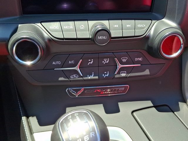 Used 2015 Chevrolet Corvette Stingray Convertible RWD image 14