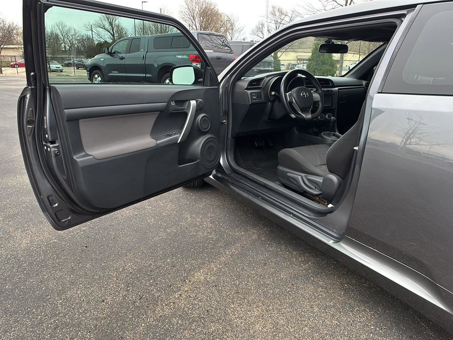 Used 2011 Scion tC image 2