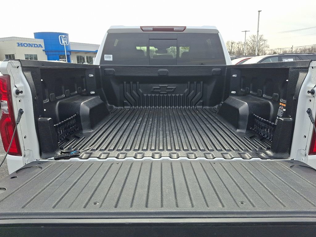 Certified 2024 Chevrolet Silverado 1500 LTZ w/ LTZ Convenience Package II image 29