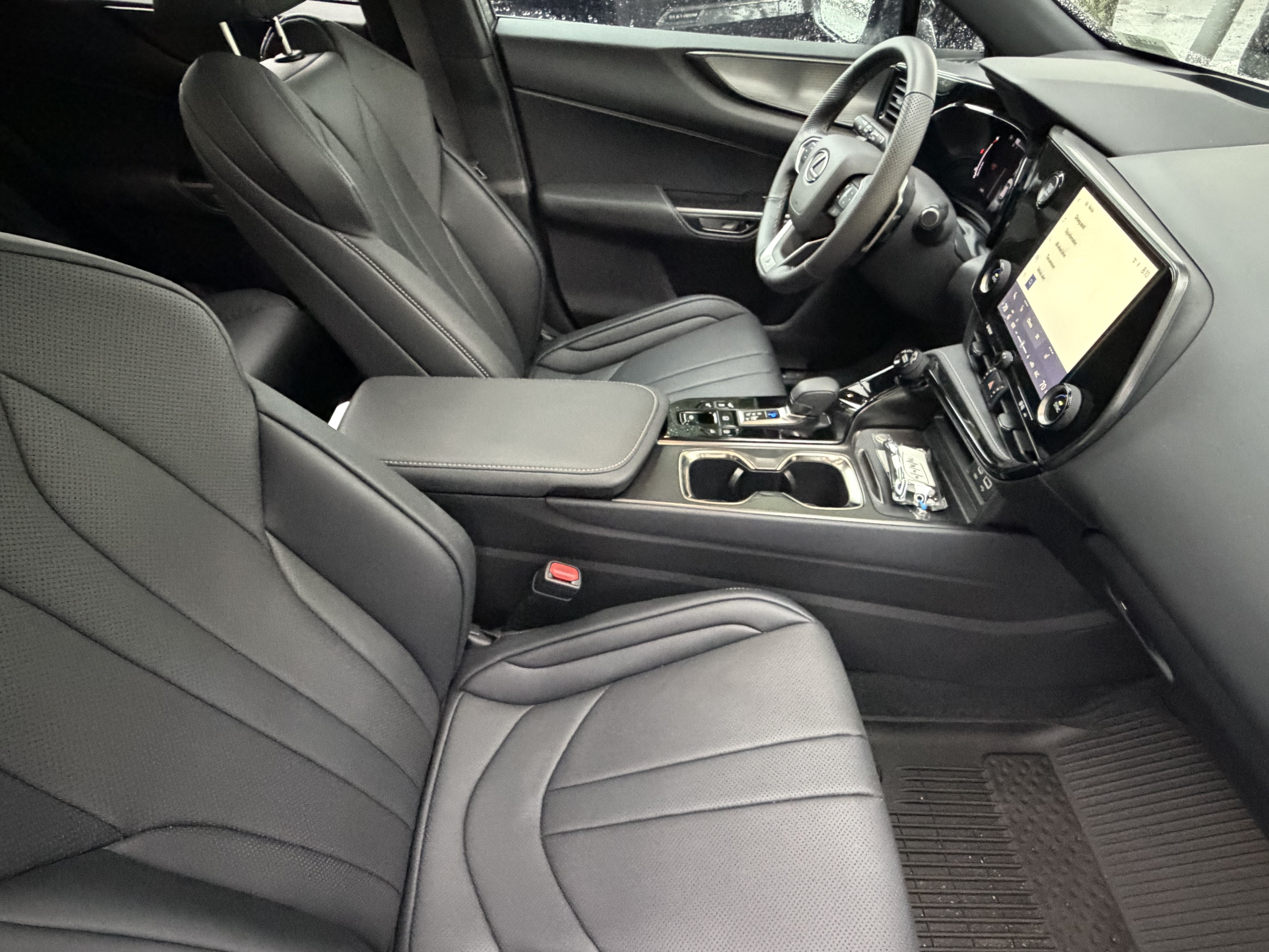 Certified 2026 Lexus NX 350 F Sport w/ Accessory Package (2T) AWD/4WD image 43