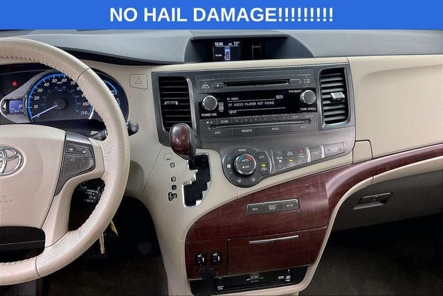 Used 2012 Toyota Sienna XLE w/ Entertainment Pkg FWD image 6