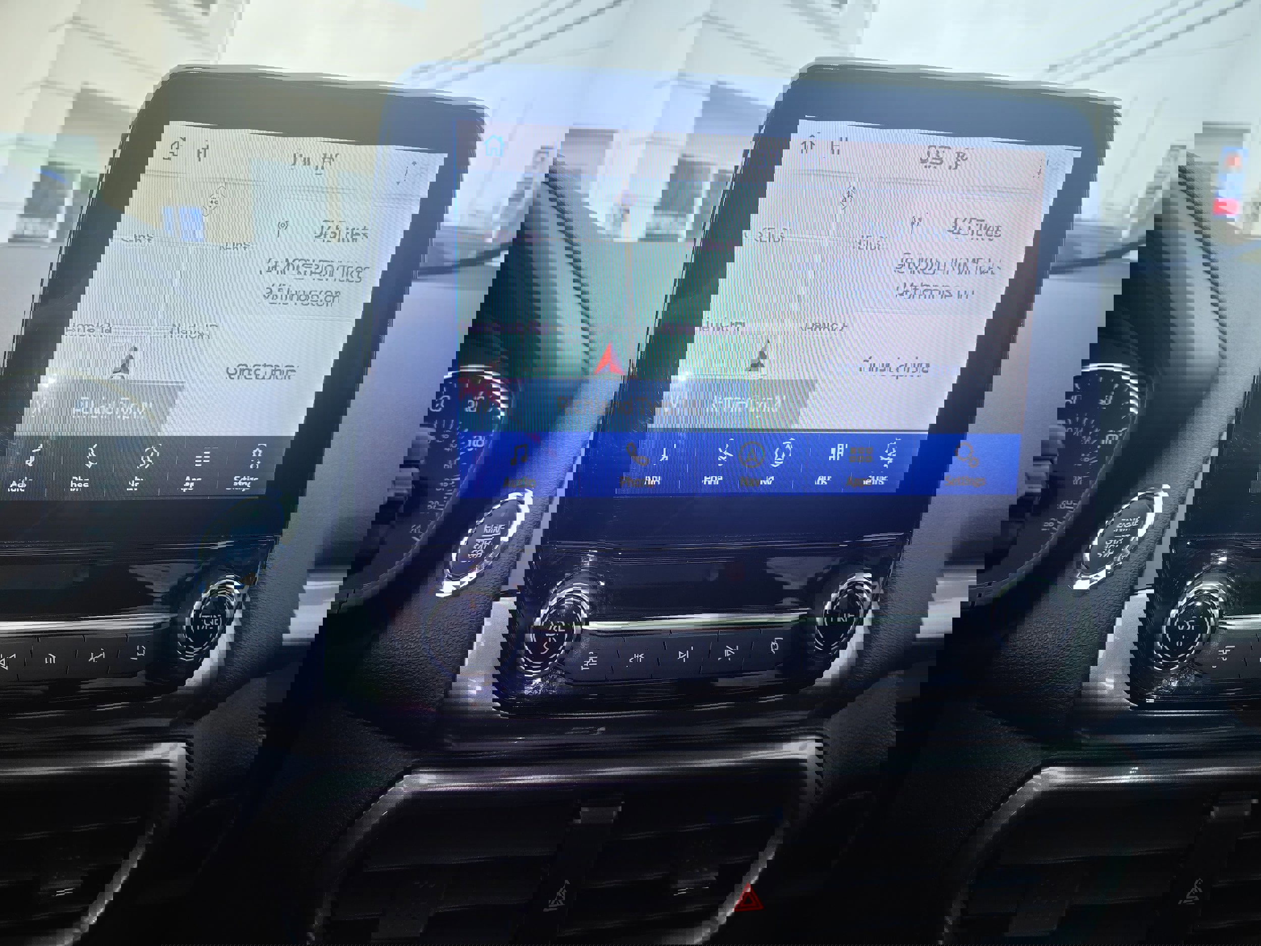 Used 2020 Ford EcoSport SE w/ SE Convenience Package image 15