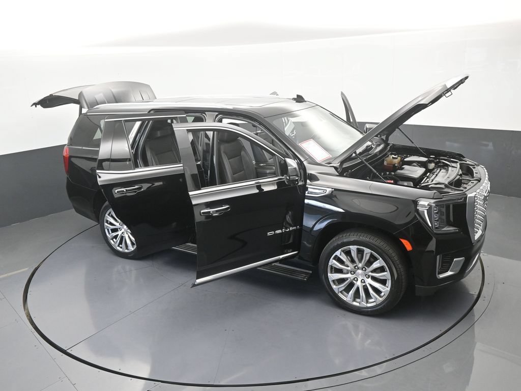 Used 2022 GMC Yukon Denali w/ Denali Premium Package AWD/4WD image 84