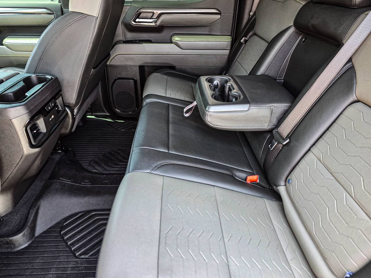 Used 2024 Chevrolet Silverado 1500 ZR2 w/ LPO, Dark Essentials Package AWD/4WD image 36