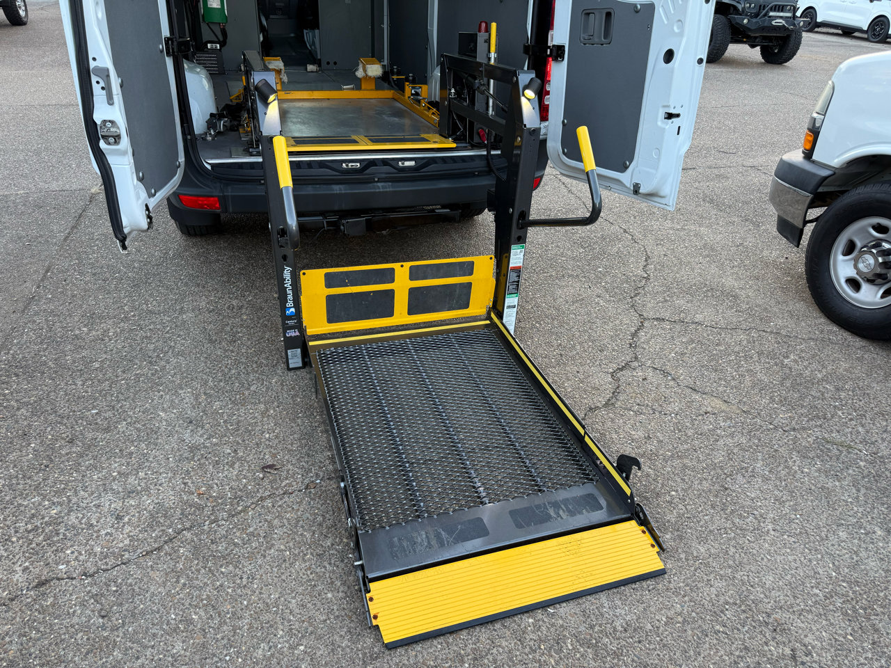 Used 2008 Dodge Sprinter 2500 image 6