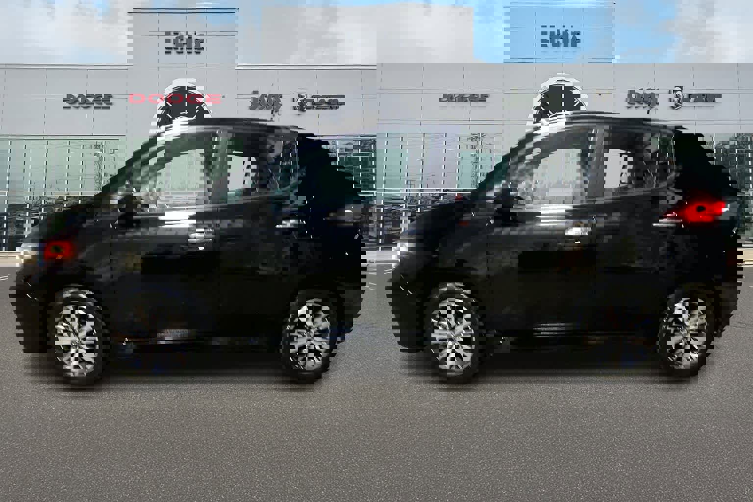 Used 2022 Nissan Leaf S Plus image 3