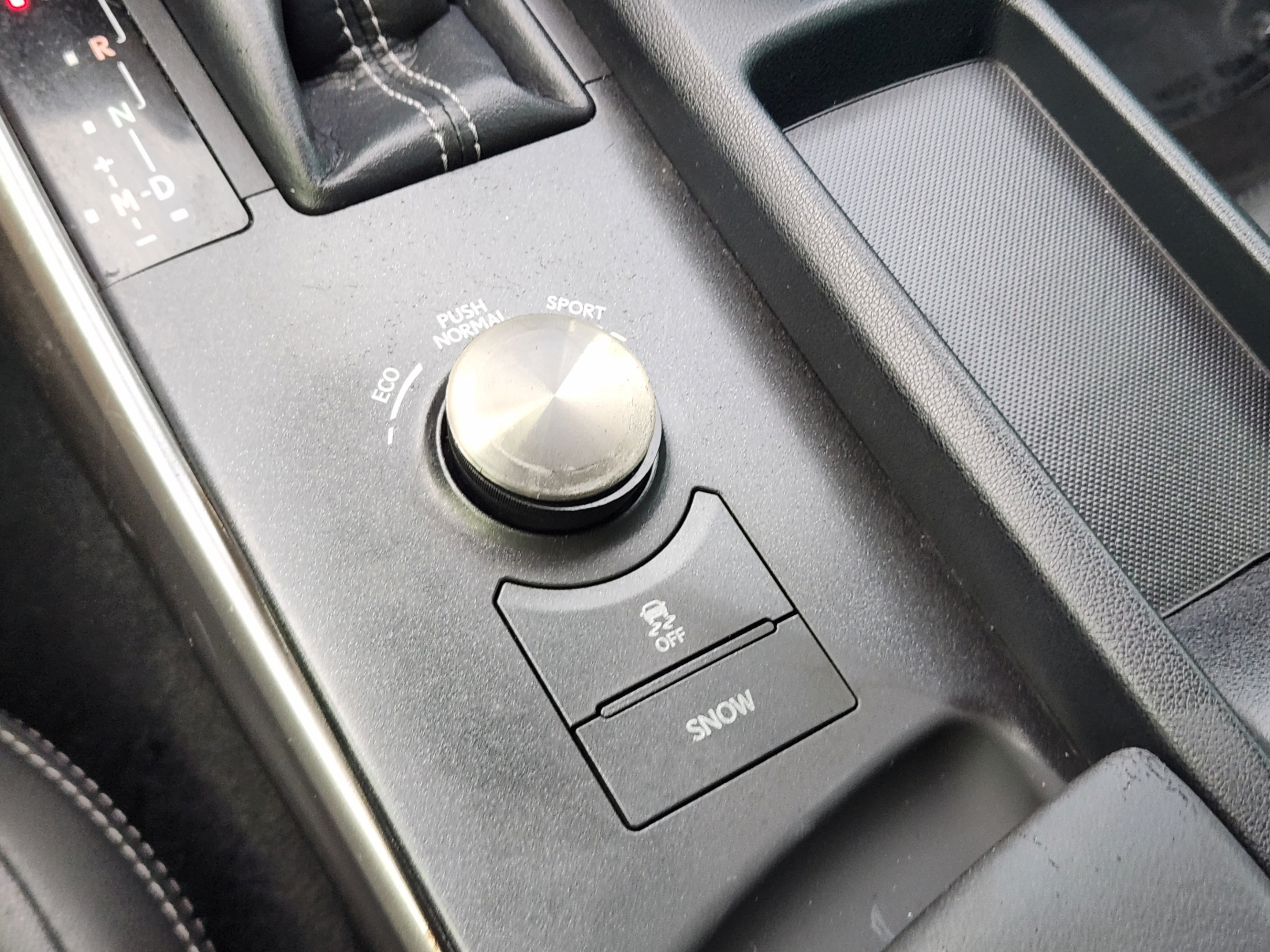 Used 2017 Lexus IS 200t RWD image 17