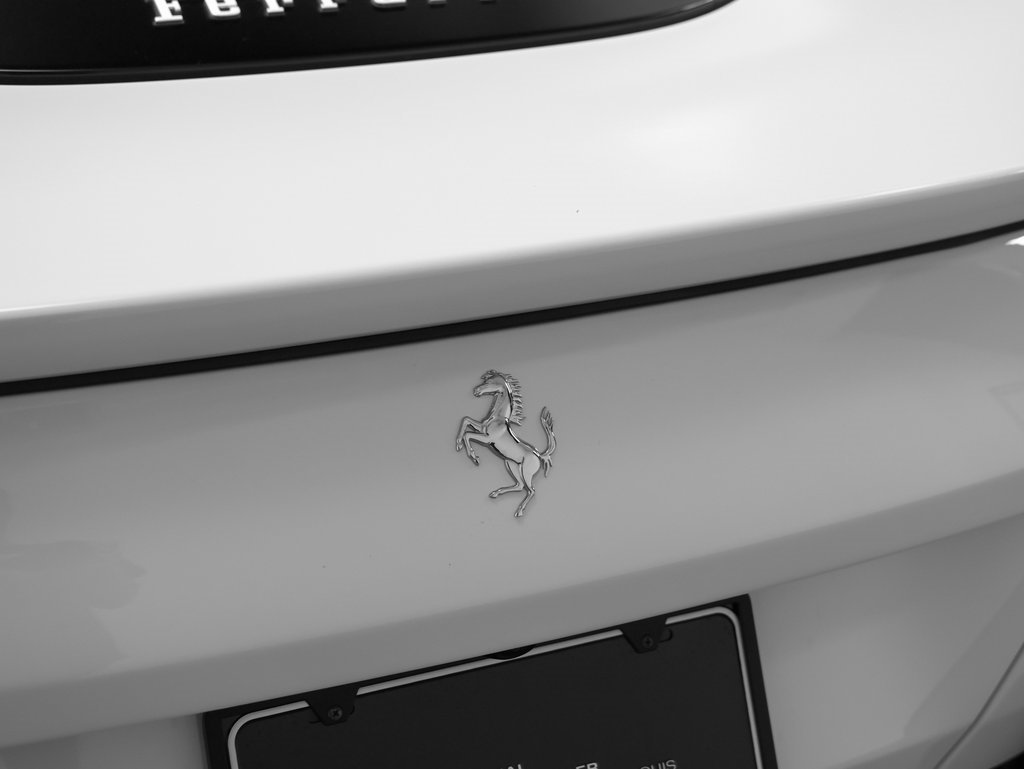 Certified 2023 Ferrari Roma image 35