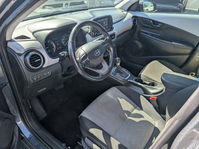 Used 2021 Hyundai Kona SEL w/ Cargo Package FWD image 12