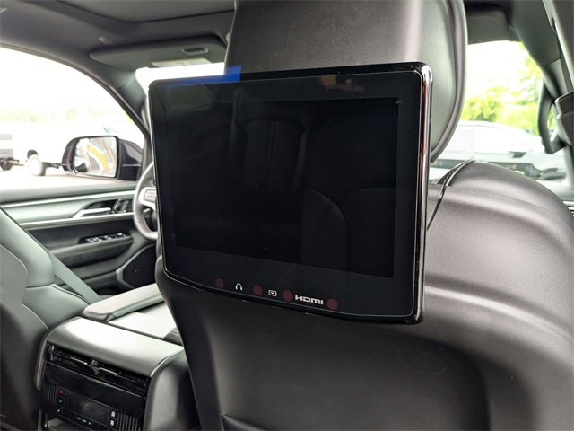 New 2025 Jeep Wagoneer L Series II w/ Convenience Group I image 38