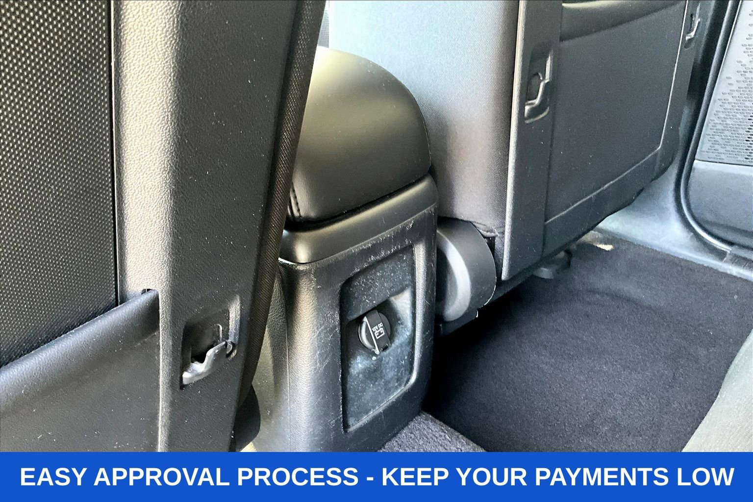 Used 2020 Dodge Journey SE w/ SE Popular Equipment Group FWD image 11