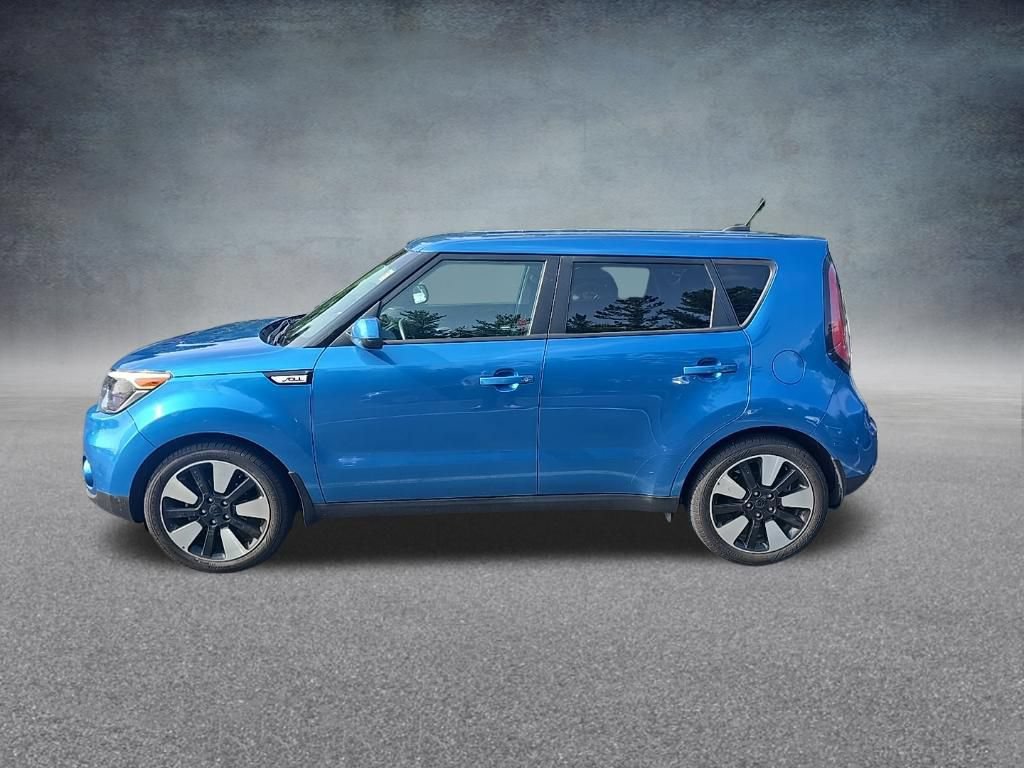 Used 2019 Kia Soul + FWD image 6