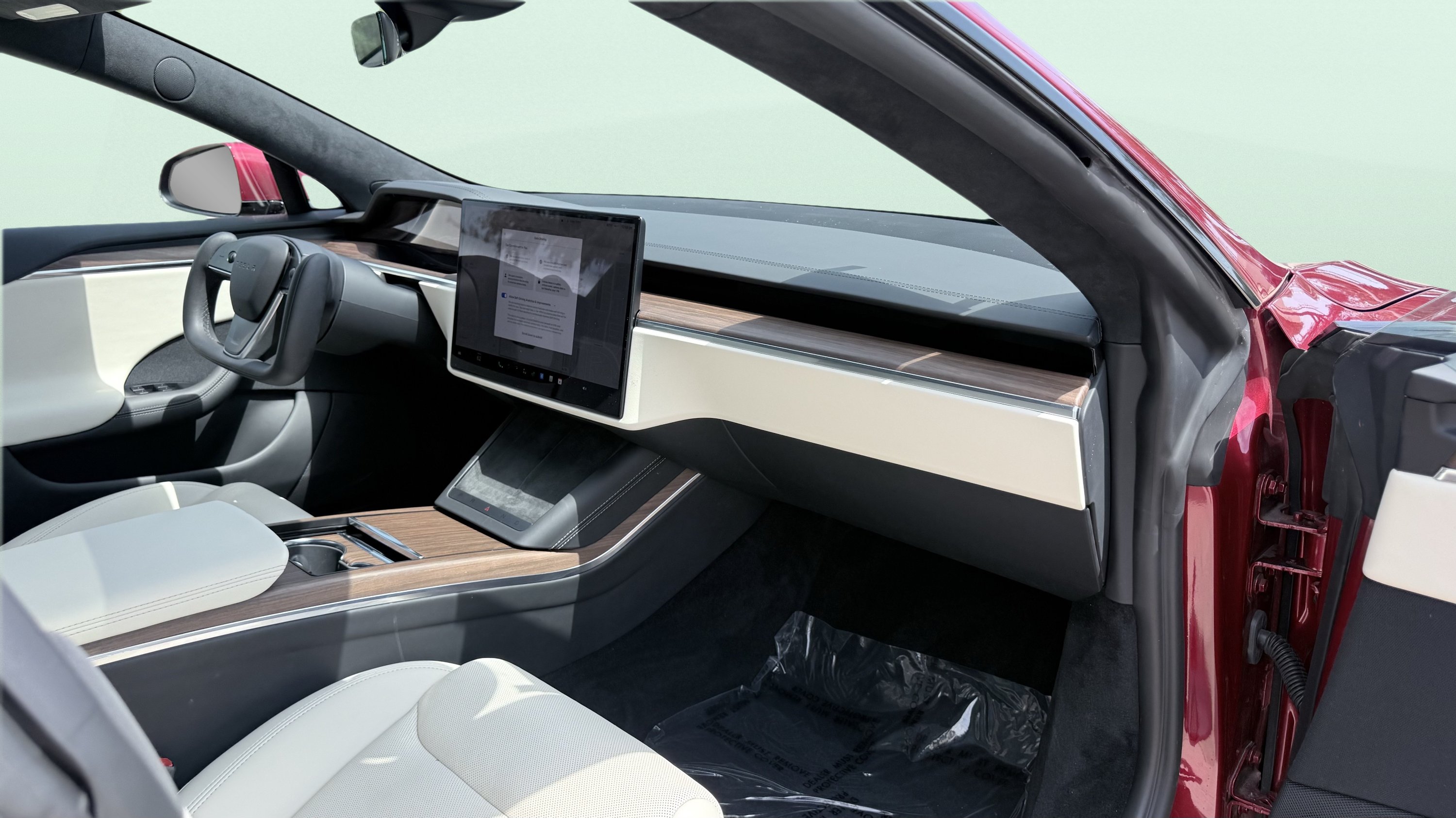 Used 2023 Tesla Model S AWD/4WD image 41