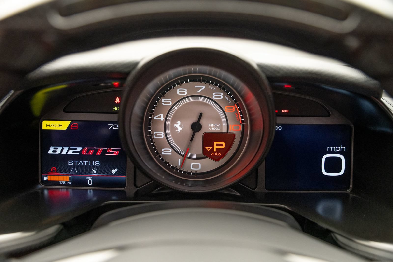 Used 2022 Ferrari 812 GTS RWD image 31