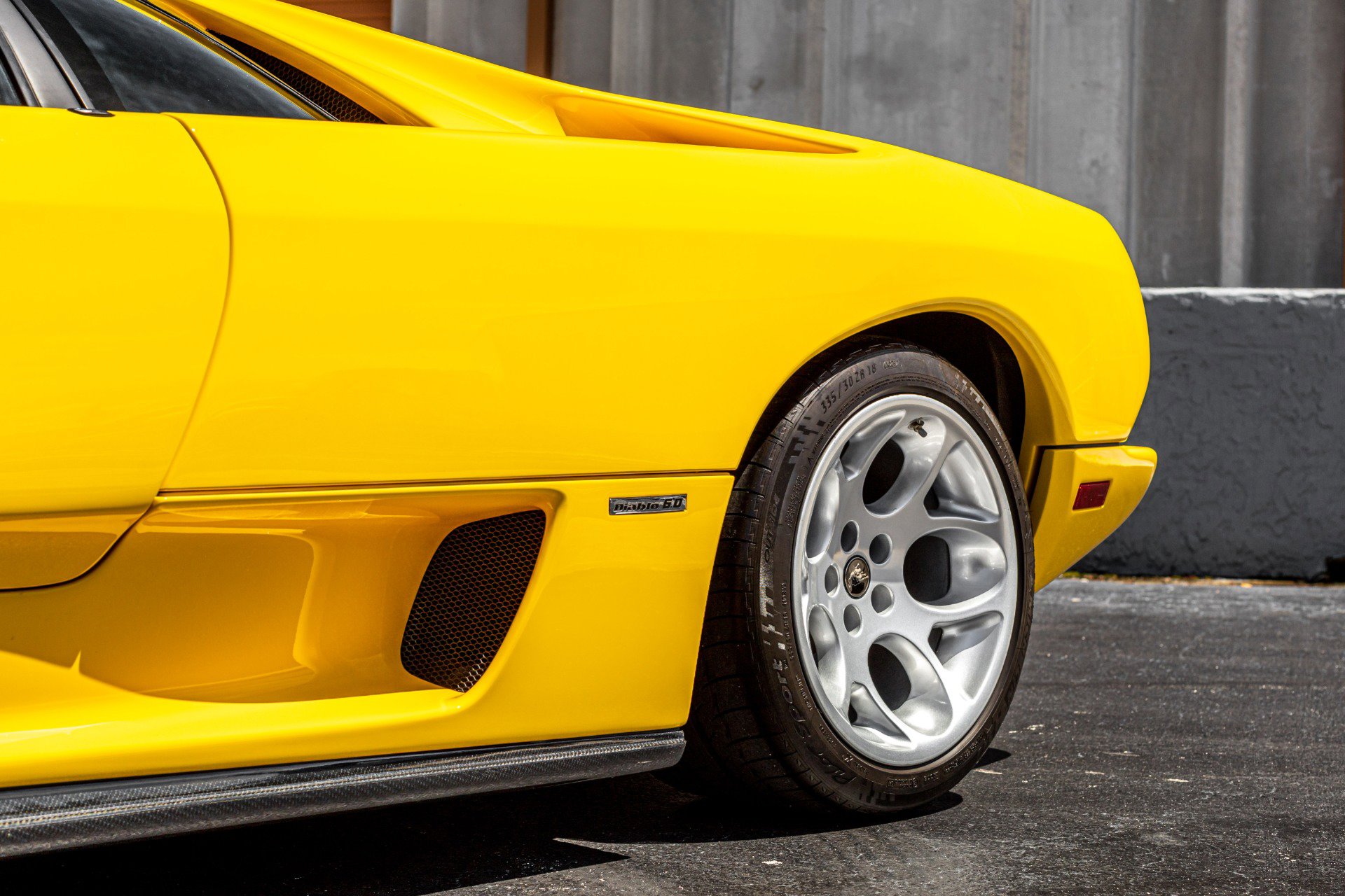 Used 2001 Lamborghini Diablo VT image 33