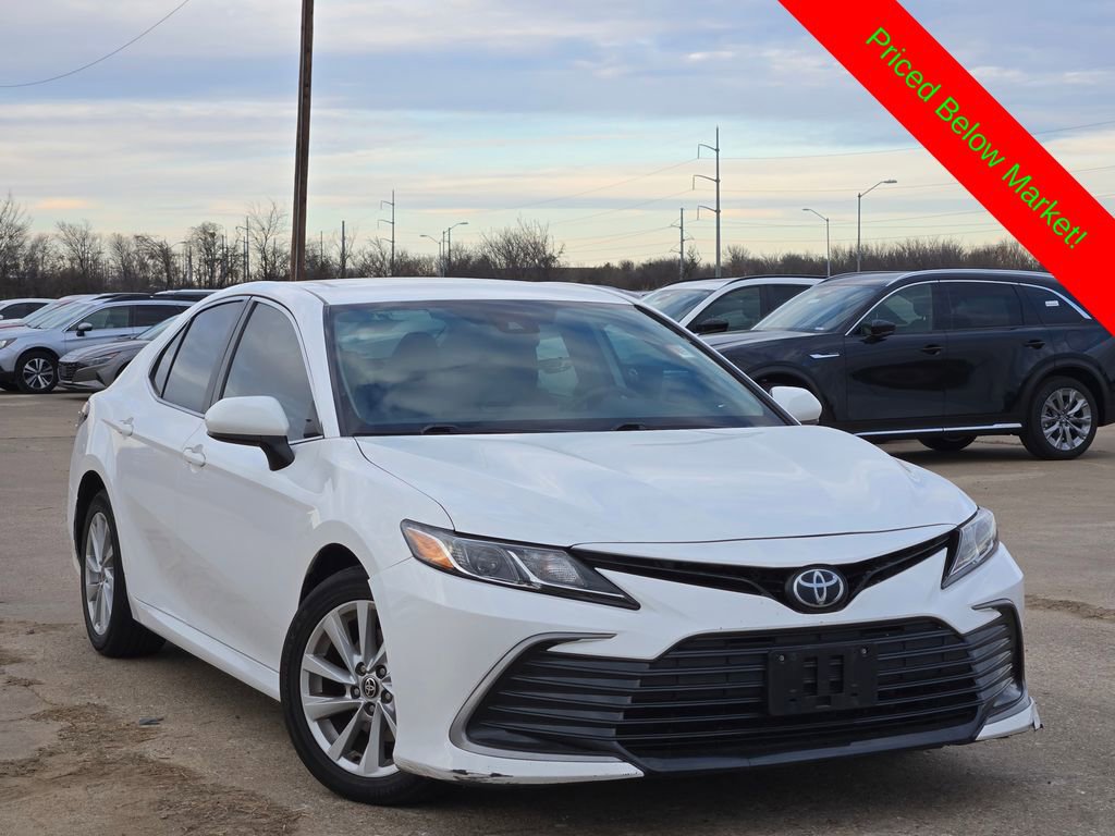 Used 2021 Toyota Camry LE w/ Carpet Mat Package (TMS)
