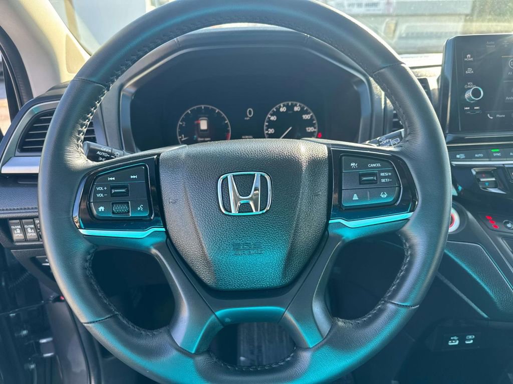 Used 2025 Honda Odyssey EX-L image 30