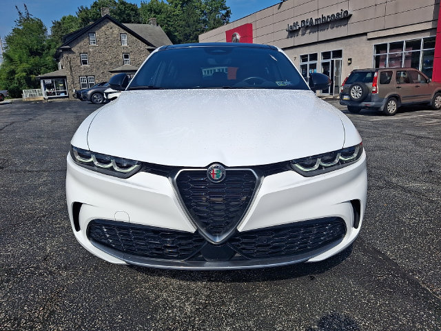 Used 2024 Alfa Romeo Tonale Ti AWD/4WD image 2