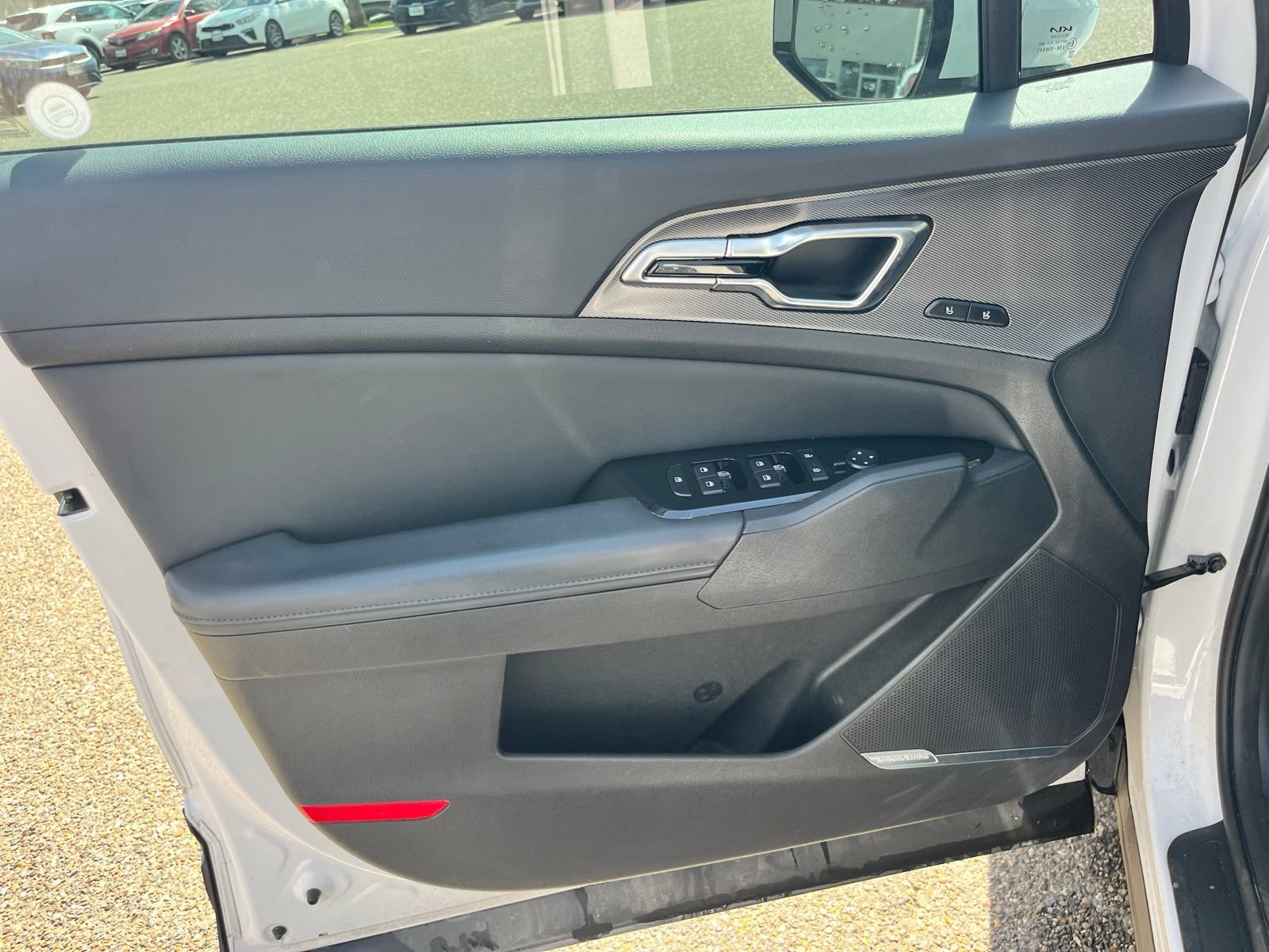 Used 2023 Kia Sportage SX FWD image 12