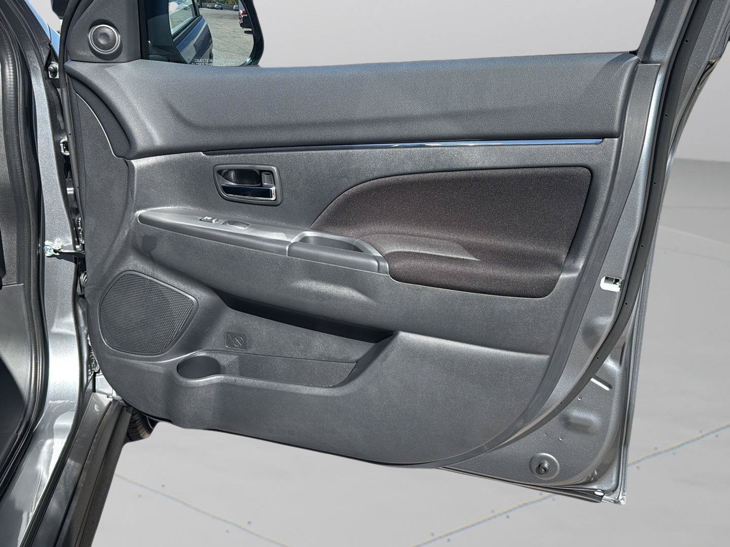 New 2027 Mitsubishi Outlander Sport FWD image 30