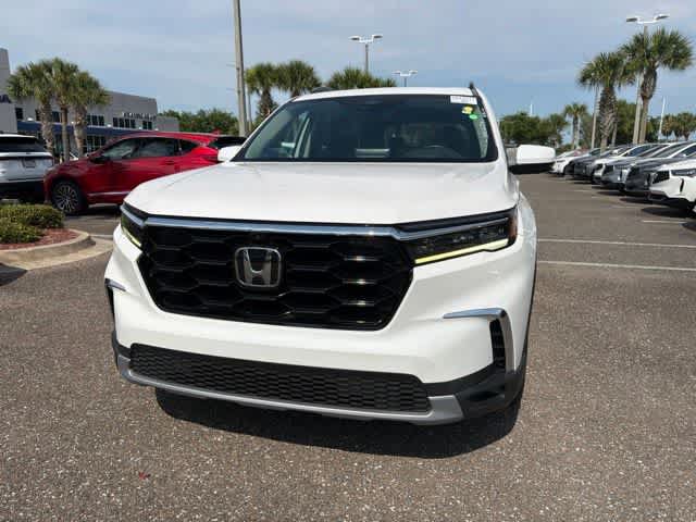 Used 2023 Honda Pilot Elite image 4