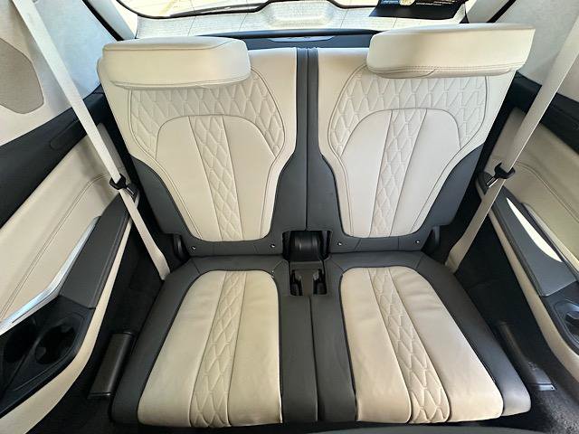 Certified 2024 BMW X7 M60i w/ Executive Package AWD/4WD image 21