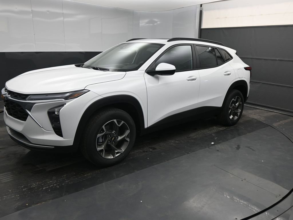 New 2026 Chevrolet Trax LT w/ Sunroof Package image 12