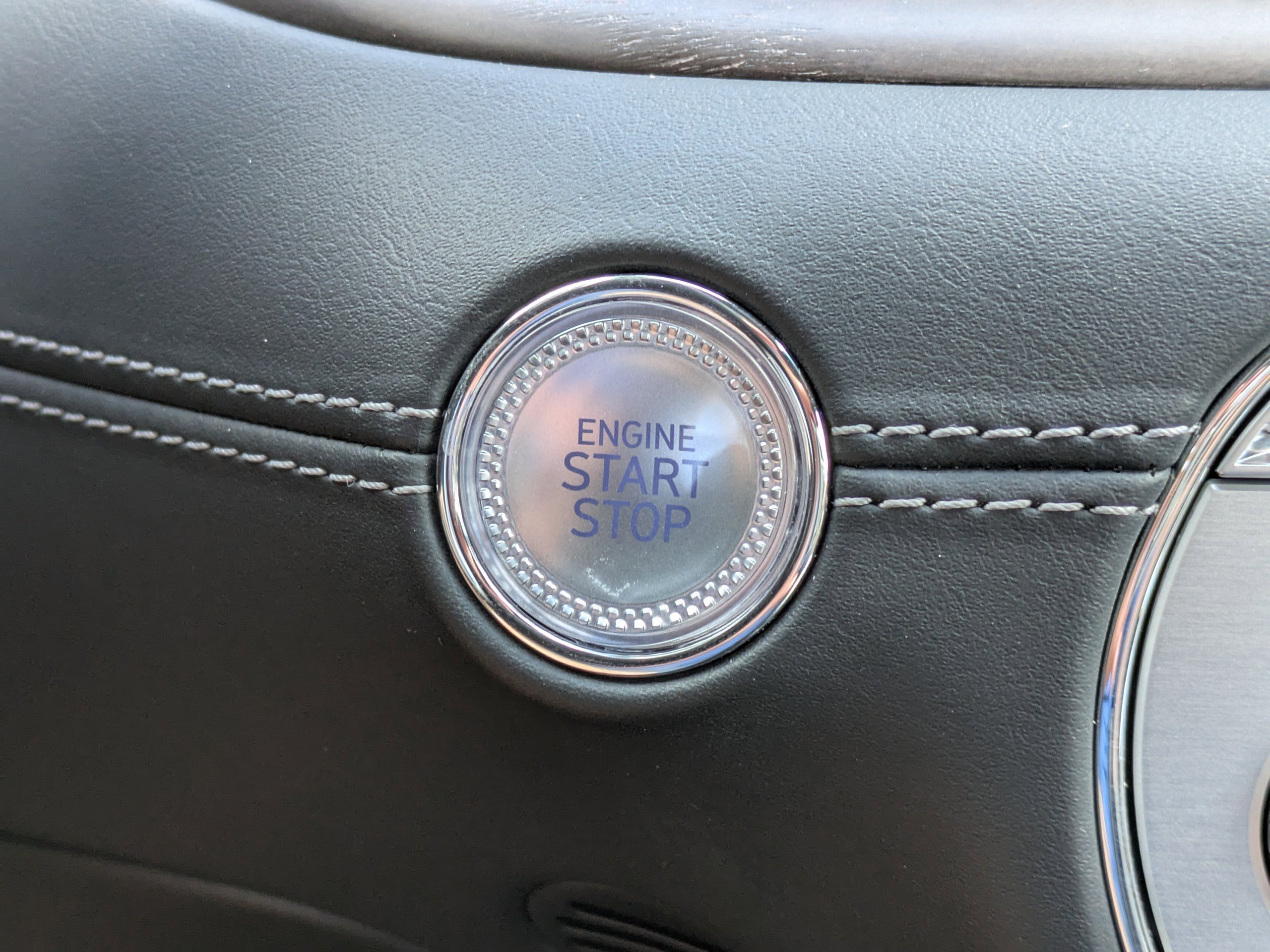 Certified 2023 Genesis G90 3.5T image 31