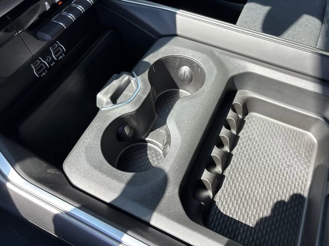 New 2026 RAM 1500 4x4 Crew Cab image 25