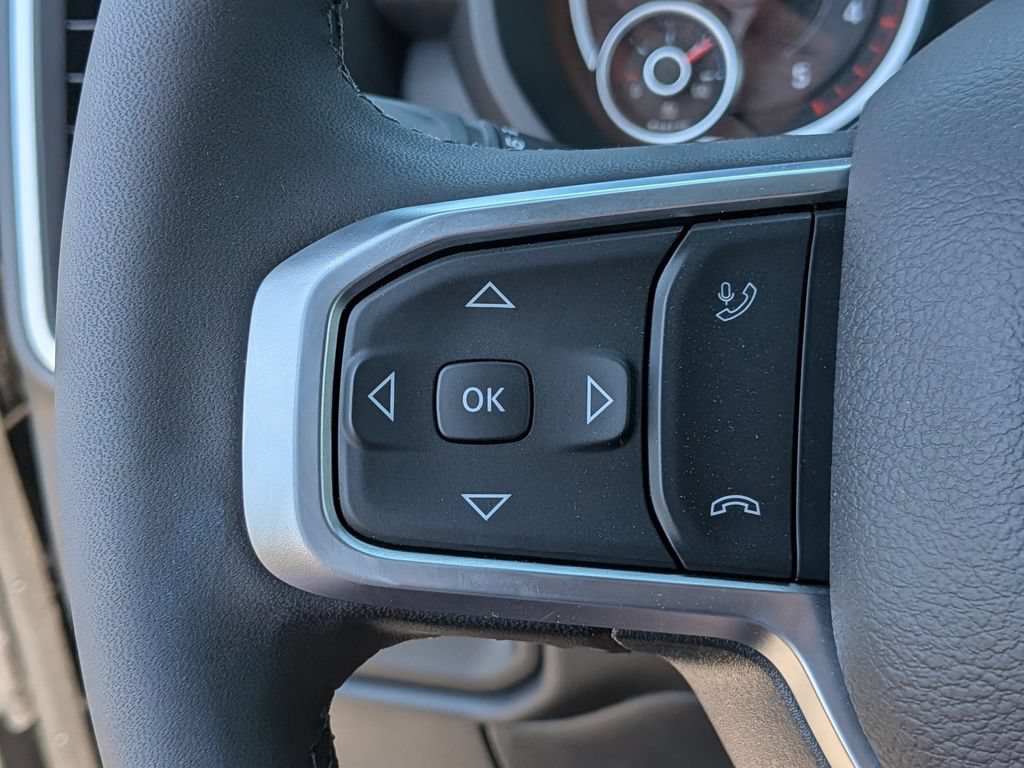 New 2026 RAM 2500 Big Horn AWD/4WD image 15