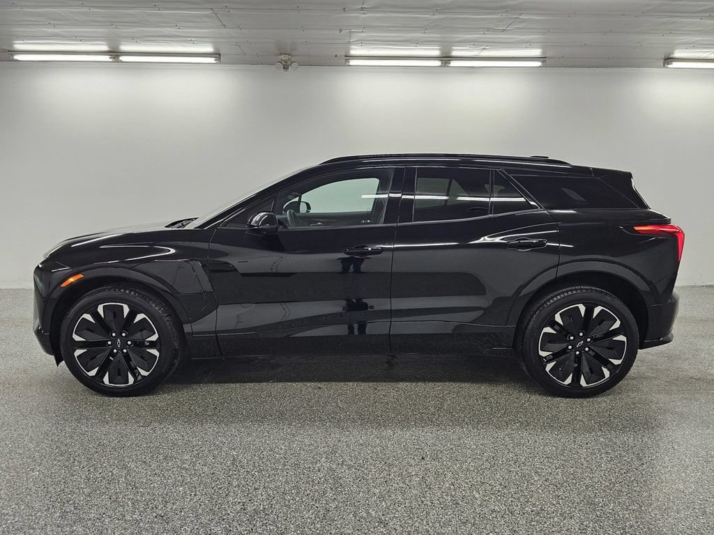 Used 2025 Chevrolet Blazer EV RS AWD/4WD image 8
