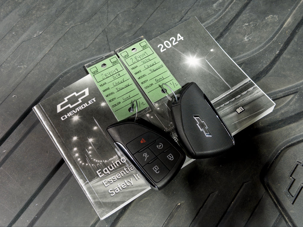 Used 2024 Chevrolet Equinox EV RS w/ Active Safety Package 3 FWD image 21