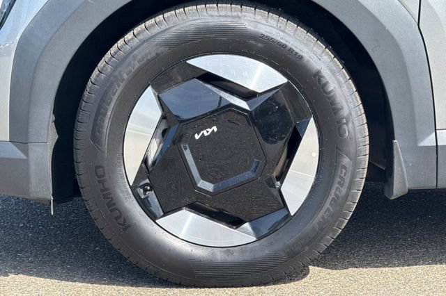 Certified 2024 Kia EV9 Light Long Range RWD image 36