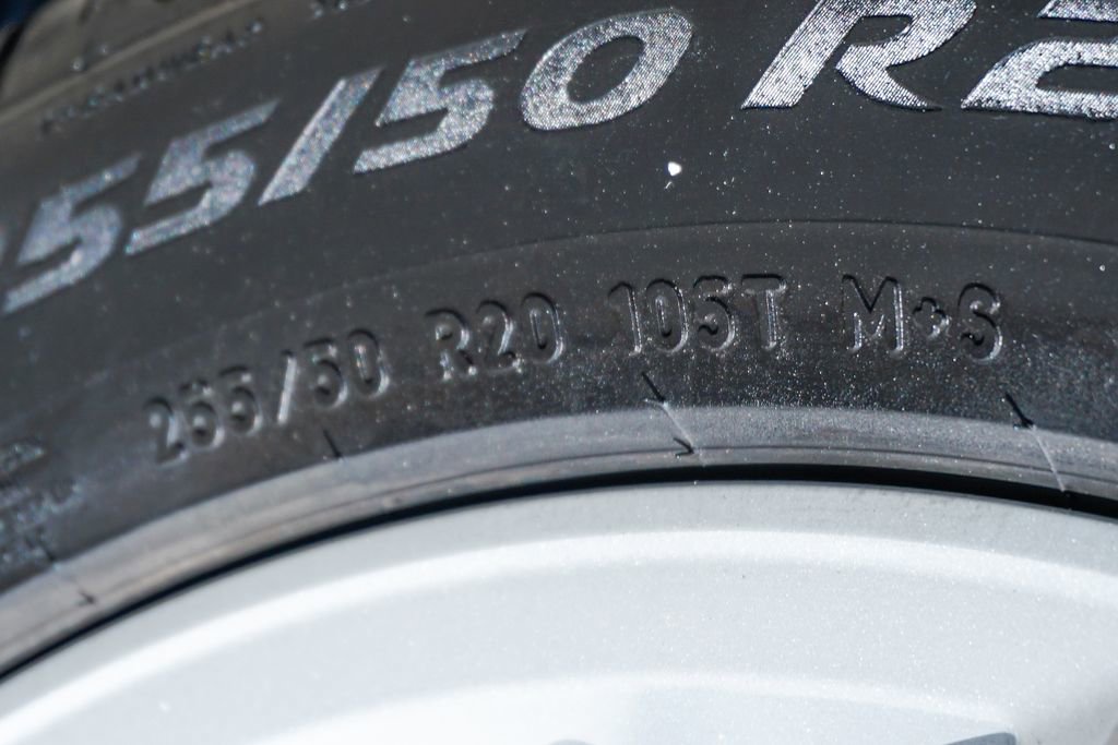 Used 2023 Volkswagen Atlas Cross Sport SE image 35