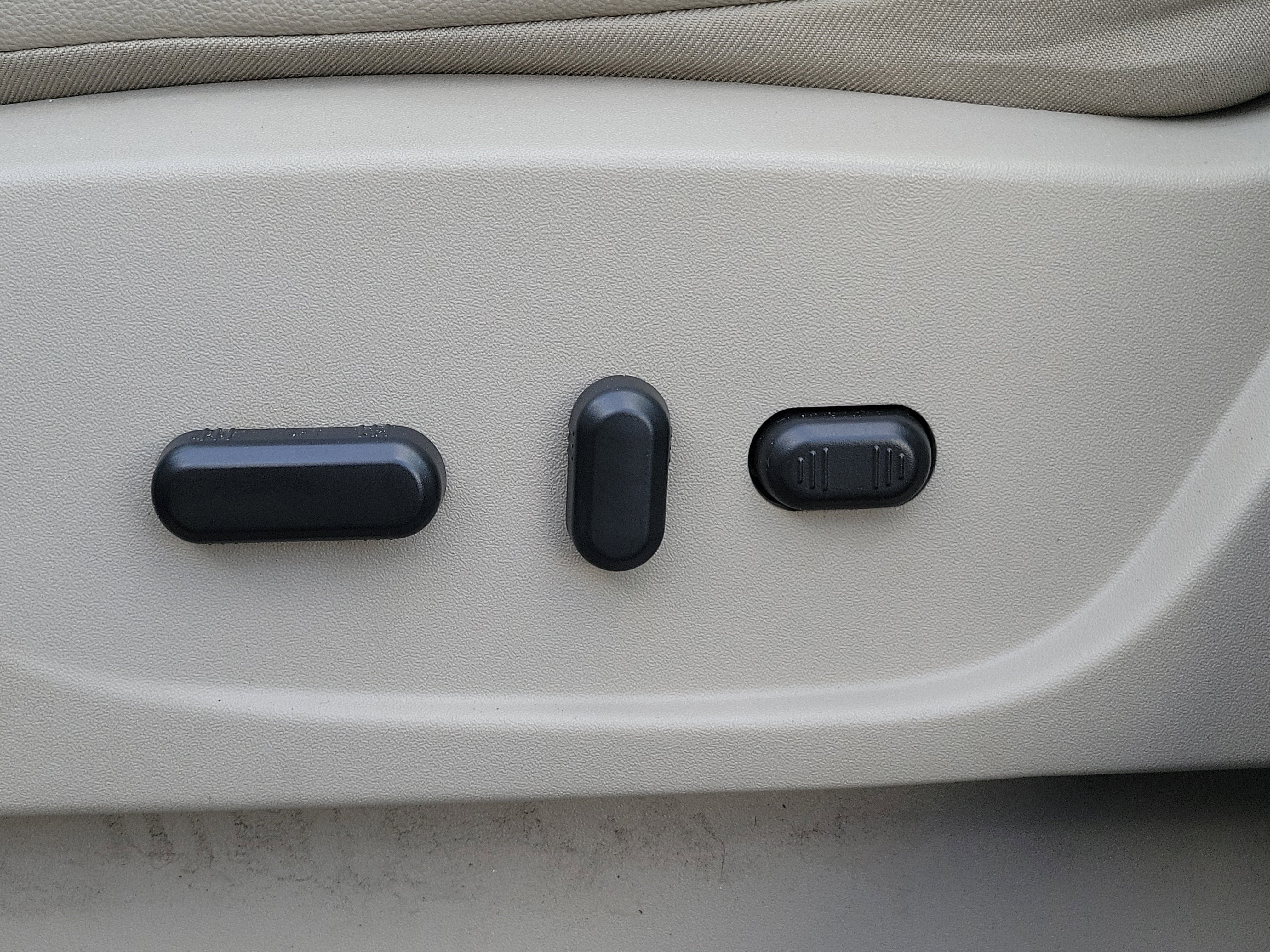 Used 2015 Ford Escape Titanium image 22